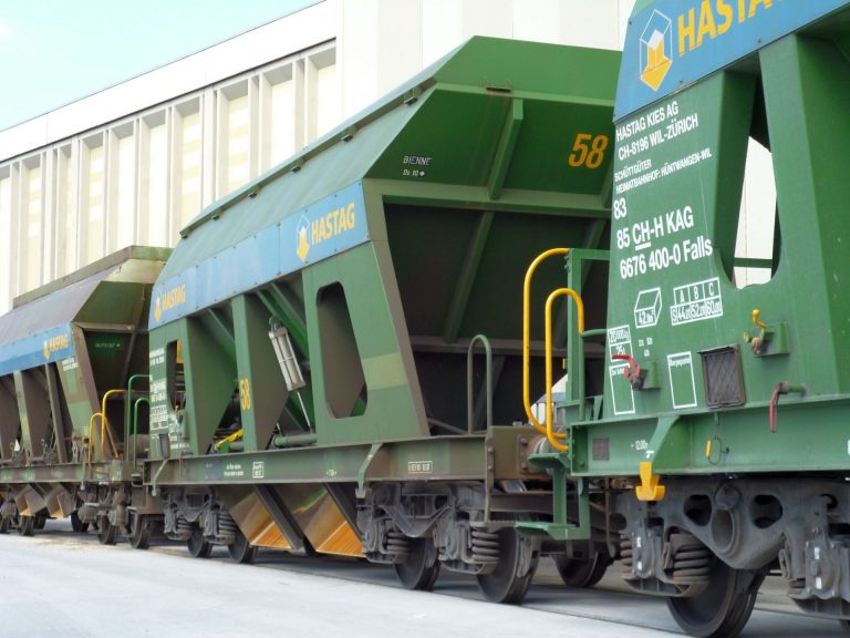 Rohstoffanlieferung mit der Bahn - saw schmitter ag