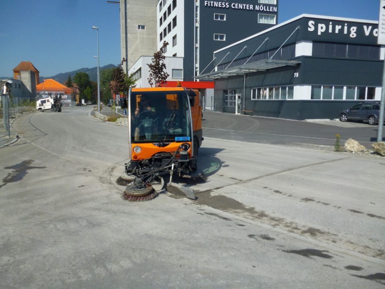 Putzmaschine bei der Strassenreinigung