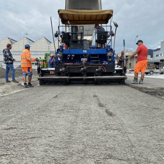News - Einbau Walzbeton Containerterminal