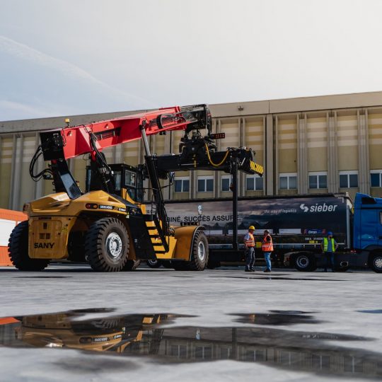 News - Vorführung Reach Stacker