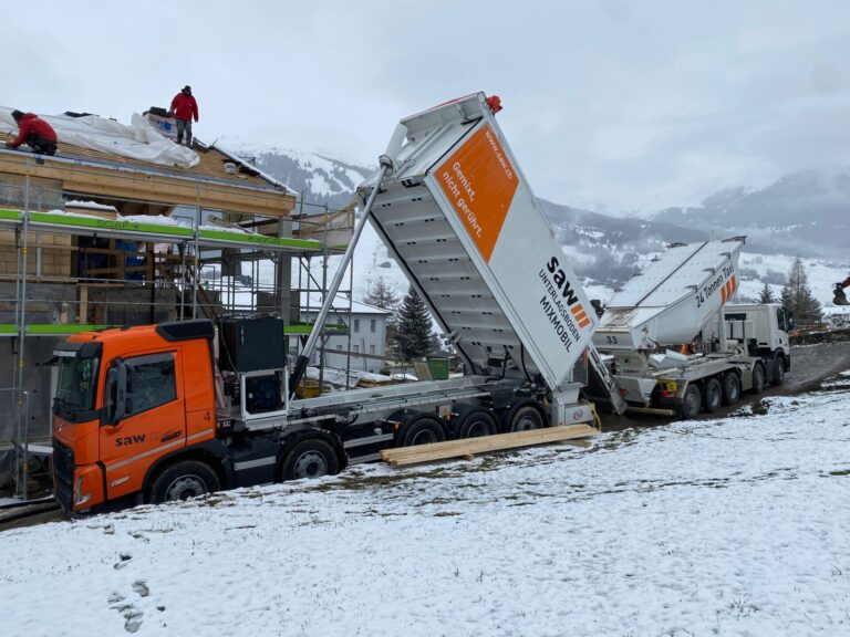 MixMobil und Hochmulde im Einsatz