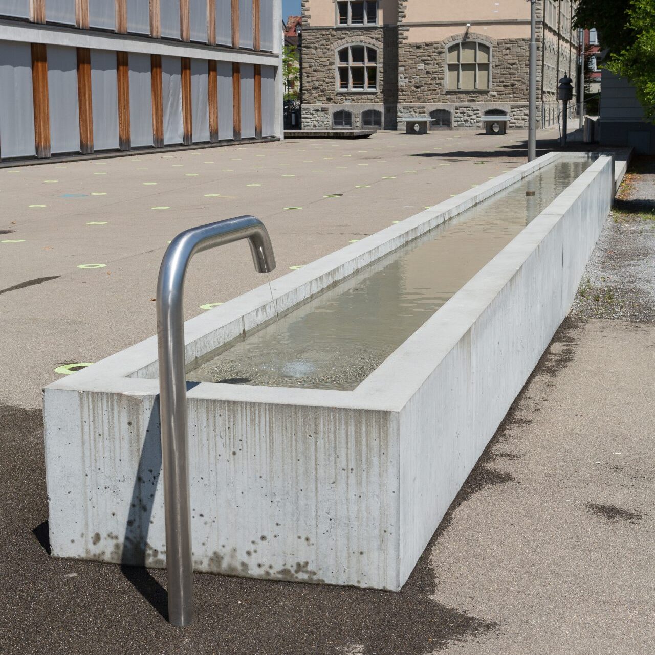 Brunnenelement aus Fertigbetonelementen